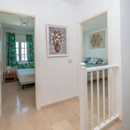Lightbooking Familiar Residencial El Valle Puerto Rico 308 *